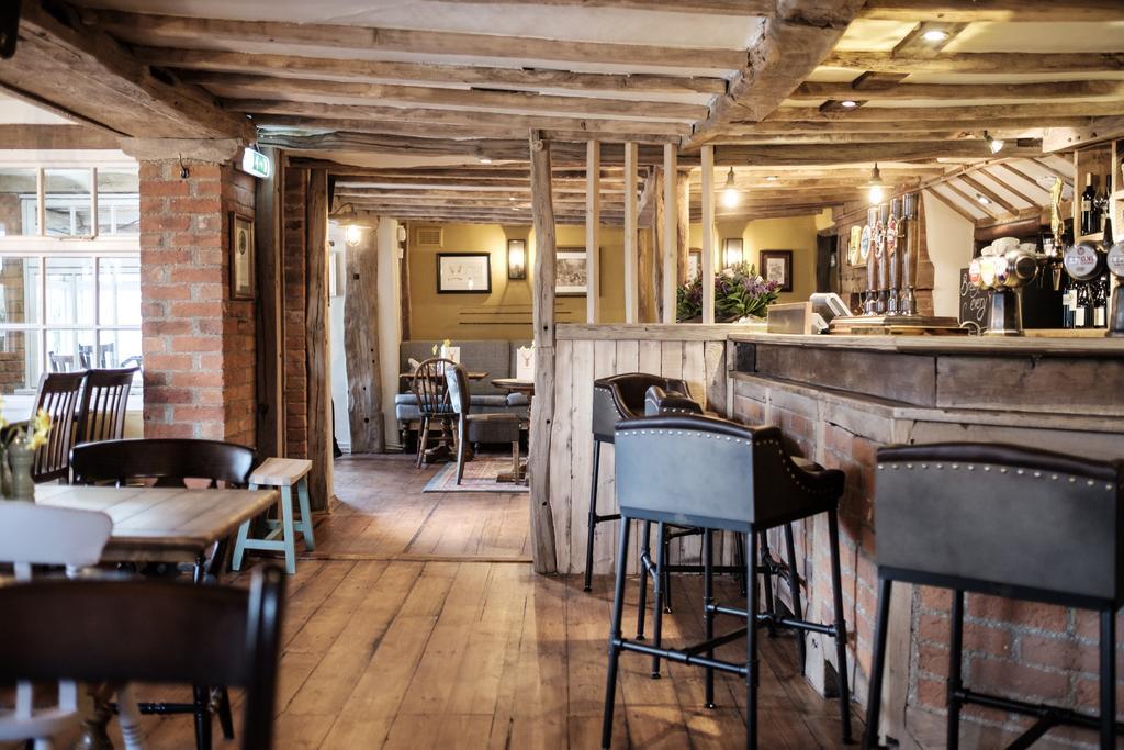 The White Hart Hotel Стокбридж Екстериор снимка