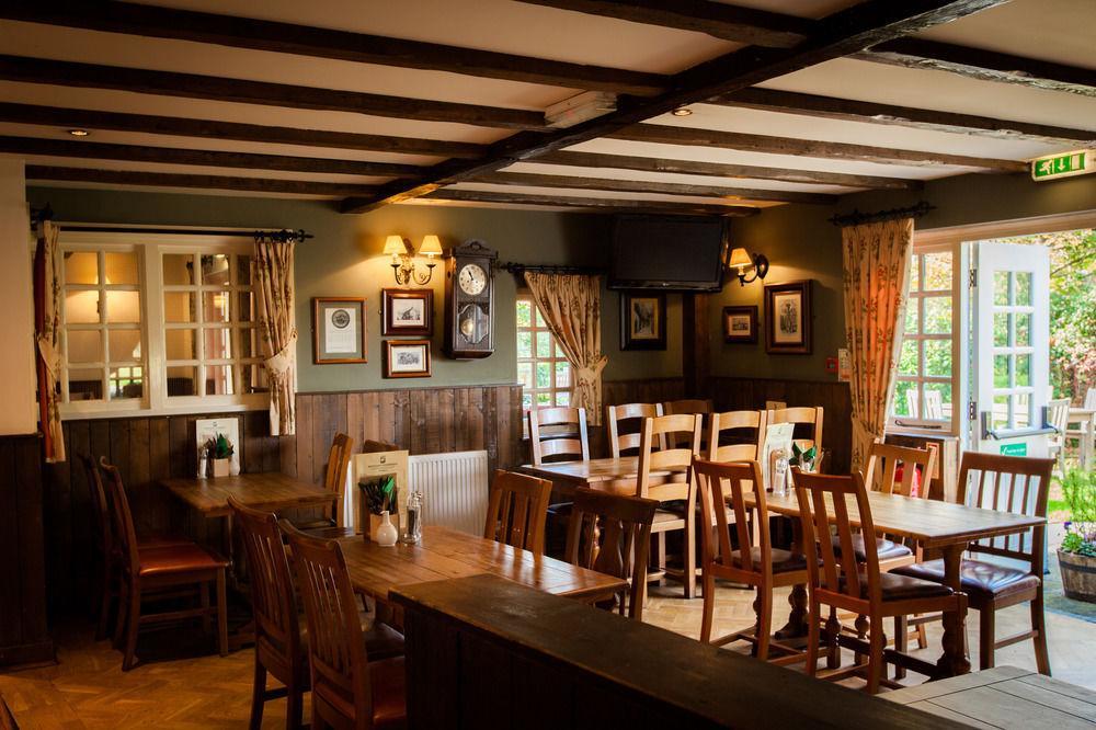 The White Hart Hotel Стокбридж Екстериор снимка